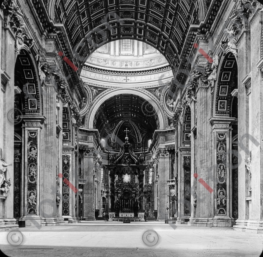 Innenraum von St. Peter | Interior of St. Peter - Foto foticon-simon-033-002-sw.jpg | foticon.de - Bilddatenbank für Motive aus Geschichte und Kultur